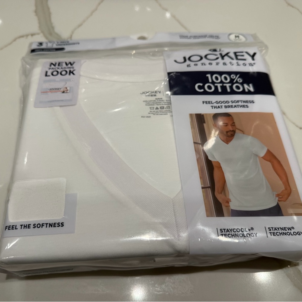 NWT Jockey Men’s V Neck T Shirts - Size M - White